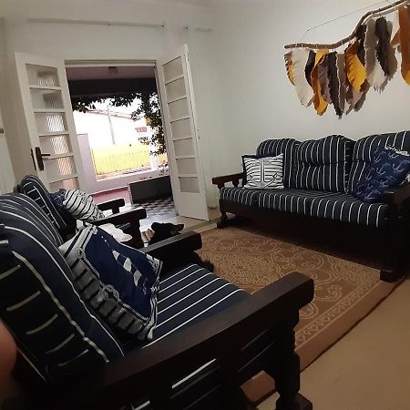 Casa Com Piscina, Confortavel E Otima Localizacao อิตันญาเอม ภายนอก รูปภาพ